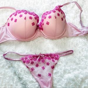 VS 36D floral balconette bra